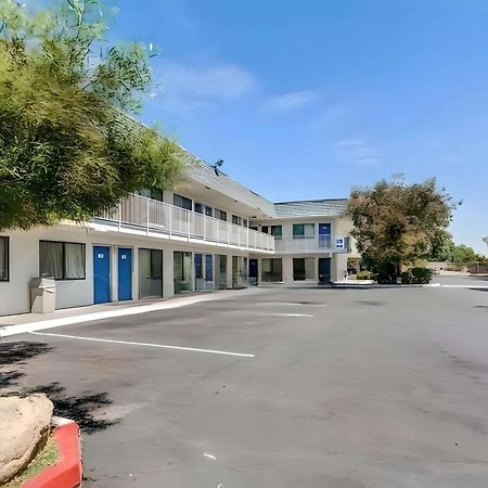 Park Inn By Radisson, Tracy Exterior foto